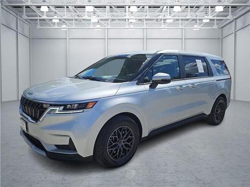 2022 Kia Carnival LX Passenger Van