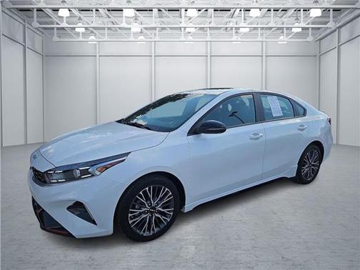 2024 Kia Forte GT-Line (IVT) Sedan