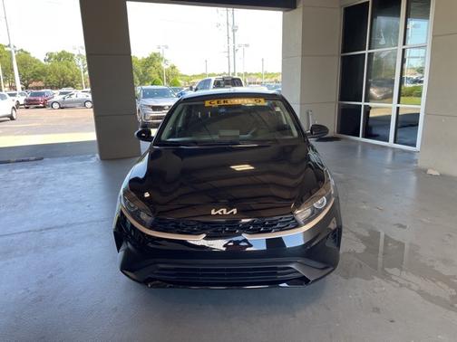 2023 Kia Forte LX