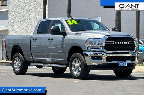 Billet Silver Metallic Clearcoat 2024 RAM 2500 Big Horn