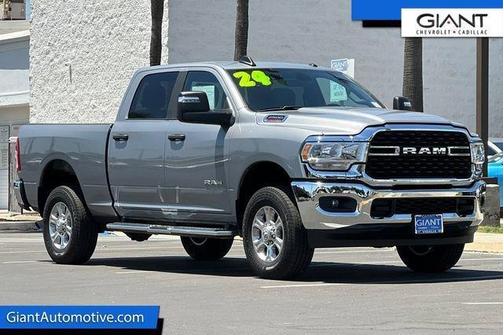 Billet Silver Metallic Clearcoat 2024 RAM 2500 Big Horn