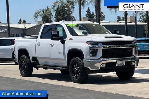 Iridescent Pearl Tricoat 2021 Chevrolet Silverado 2500 LT