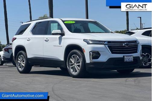 2023 Chevrolet Traverse LT Cloth