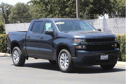 Photo 2 of 32 of 2021 Chevrolet Silverado 1500 Custom