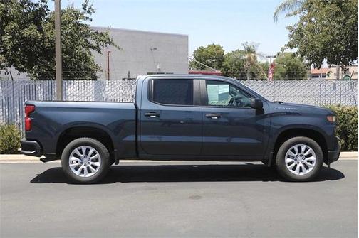 Photo 5 of 32 of 2021 Chevrolet Silverado 1500 Custom