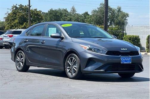 2022 Kia Forte LXS