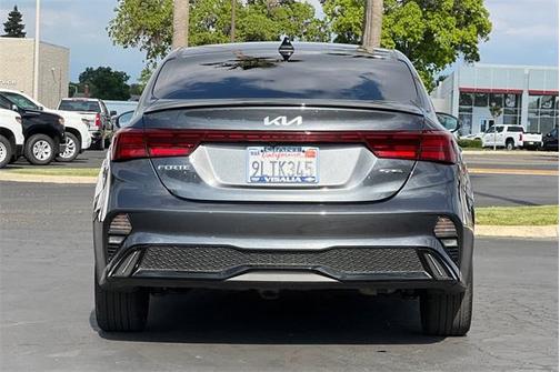 2024 Kia Forte GT-Line
