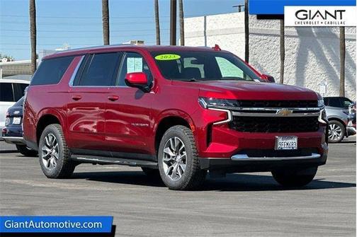 2023 Chevrolet Suburban LS