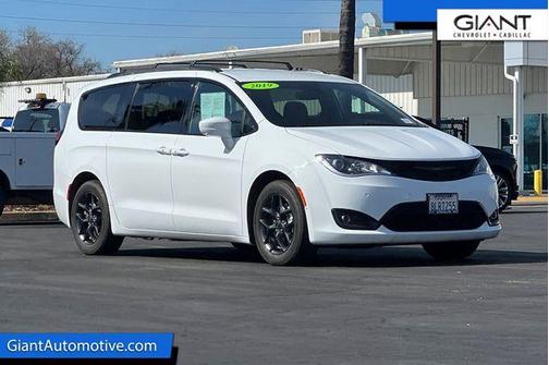 2019 Chrysler Pacifica Touring-L