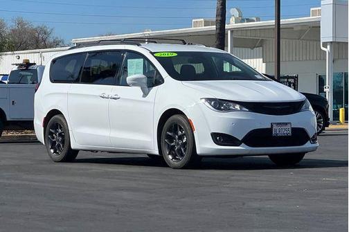 2019 Chrysler Pacifica Touring-L