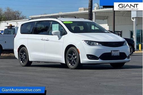 2019 Chrysler Pacifica Touring-L