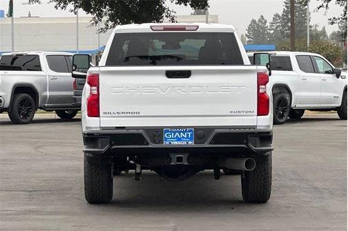 2025 Chevrolet Silverado 2500 Custom