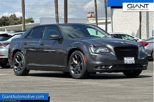 2022 Chrysler 300 S