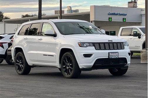 2020 Jeep Grand Cherokee Altitude