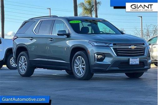 2023 Chevrolet Traverse LT Cloth