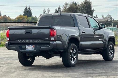 2018 Toyota Tacoma TRD Sport