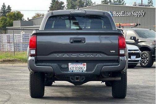 2018 Toyota Tacoma TRD Sport