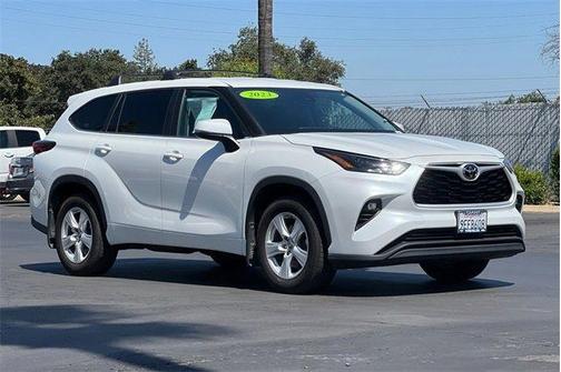 2023 Toyota Highlander LE