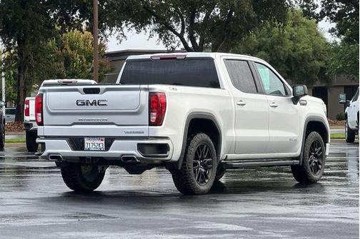 2022 GMC Sierra 1500 Limited Elevation