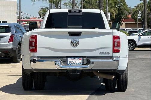 Bright White Clearcoat 2024 RAM 3500 Tradesman