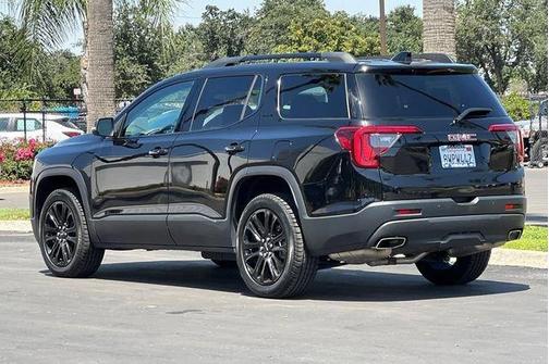 Ebony Twilight Metallic 2023 GMC Acadia SLE
