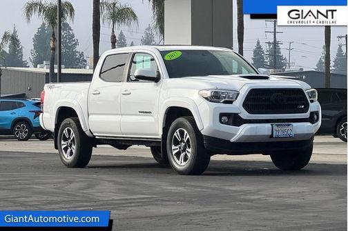 2017 Toyota Tacoma TRD Sport