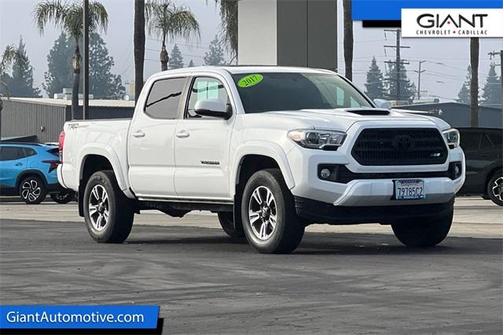 2017 Toyota Tacoma TRD Sport