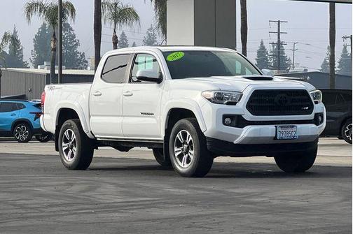 2017 Toyota Tacoma TRD Sport