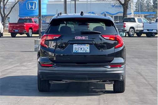 2021 GMC Terrain SLE