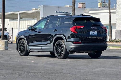 2021 GMC Terrain SLE