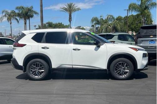 Glacier White 2023 Nissan Rogue S
