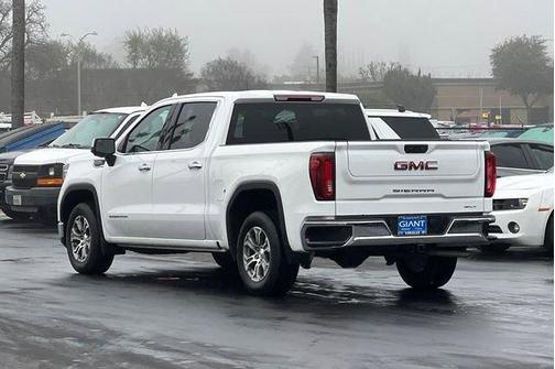 2024 GMC Sierra 1500 SLT
