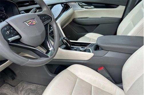 2024 Cadillac XT6 Premium Luxury AWD