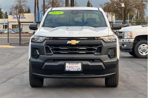 2025 Chevrolet Colorado WT