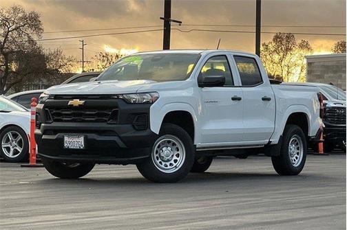 2025 Chevrolet Colorado WT