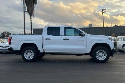 2025 Chevrolet Colorado WT