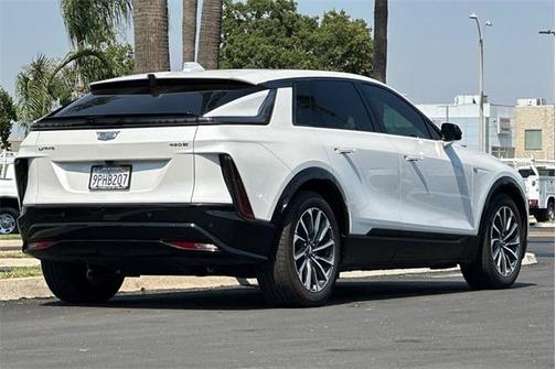 2024 Cadillac LYRIQ Sport