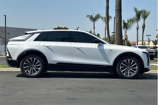 2024 Cadillac LYRIQ Sport