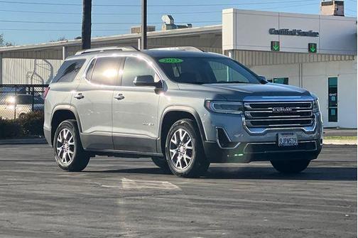 2023 GMC Acadia SLT