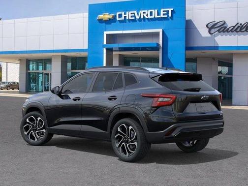 Mosaic Black Metallic 2026 Chevrolet Trax 2RS