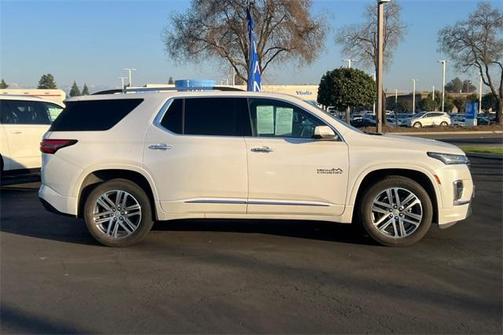 2023 Chevrolet Traverse High Country