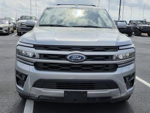 Iconic Silver Metallic 2023 Ford Expedition XLT