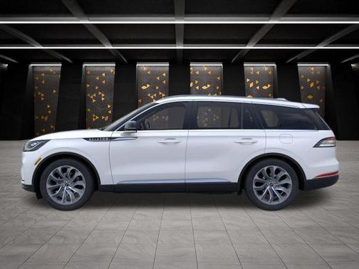 Pristine White 2026 Lincoln Aviator Reserve RWD
