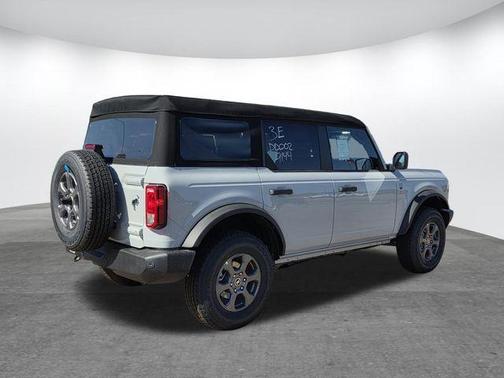 Avalanche Gray 2026 Ford Bronco Big Bend