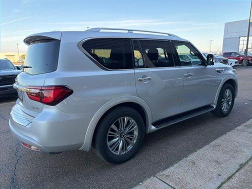 2018 INFINITI QX80 Base
