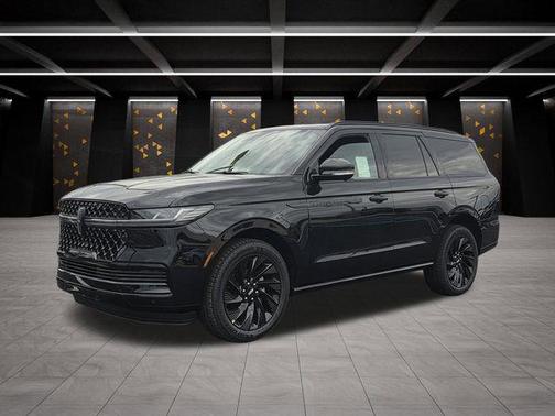 Black 2026 Lincoln Navigator Reserve