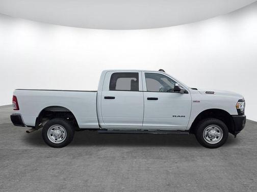 Bright White Clearcoat 2022 RAM 2500 Tradesman