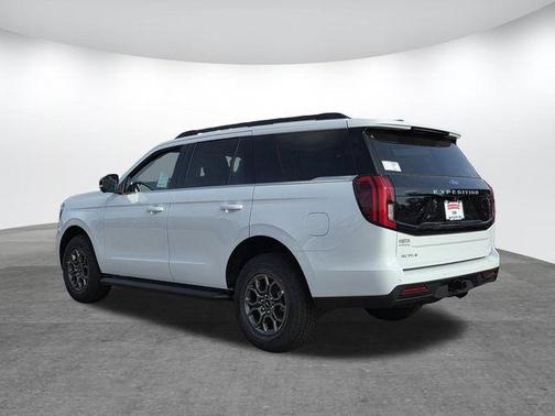 Oxford White 2026 Ford Expedition Active