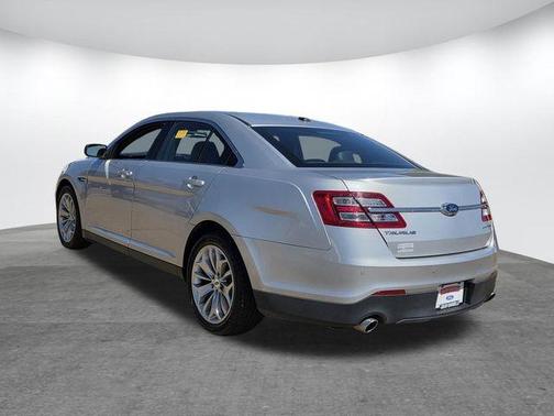 2019 Ford Taurus Limited