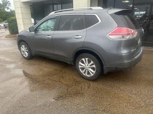 Gun Metallic 2014 Nissan Rogue SV